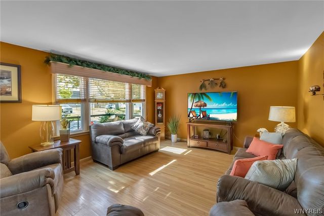 110 Labelle Avenue, Hamburg, NY 14219