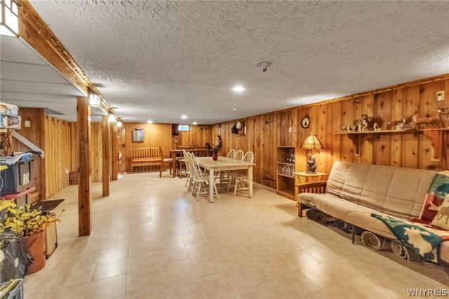 110 Labelle Avenue, Hamburg, NY 14219