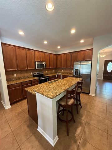 2902 PEWTER MIST COURT, Oviedo, FL 32765