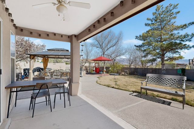 5715 Aida Road NW, Albuquerque, NM 87114