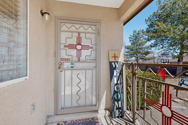 5715 Aida Road NW, Albuquerque, NM 87114