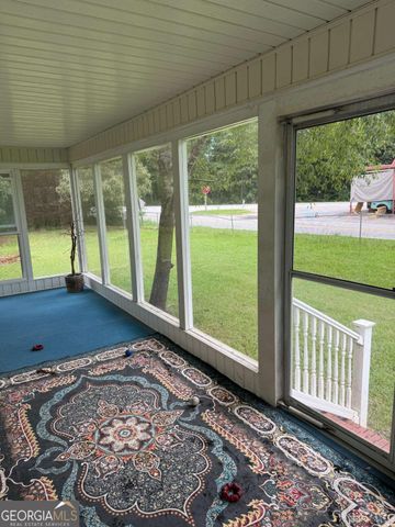 15 Clem Lowell Road, Carrollton, GA 30116