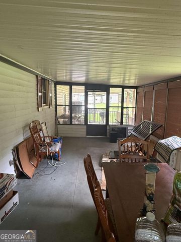 15 Clem Lowell Road, Carrollton, GA 30116