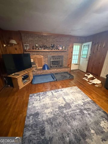 15 Clem Lowell Road, Carrollton, GA 30116