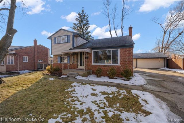 8915 Sioux, Redford Charter Township, MI 48239