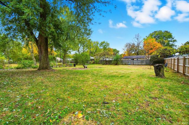 5220 Gardenview Avenue, Fort Wayne, IN 46809