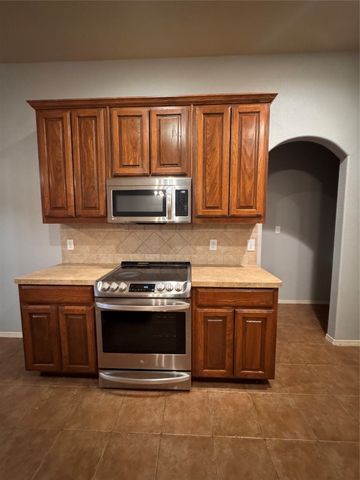 507 SHELL Drive, Shady Shores, TX 76208