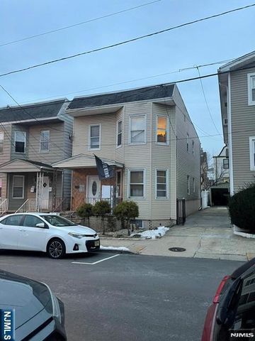 98 Devon Terrace, Kearny, NJ 07032
