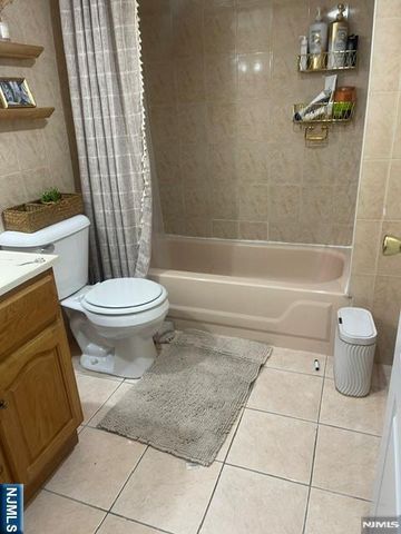98 Devon Terrace, Kearny, NJ 07032