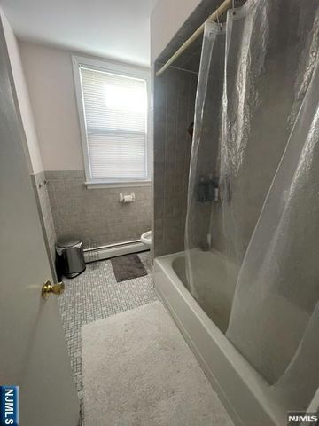 98 Devon Terrace, Kearny, NJ 07032