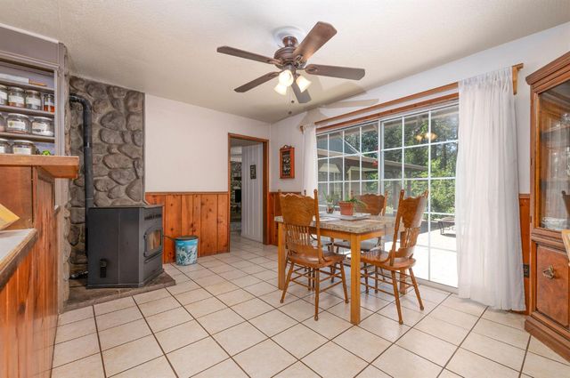 2397 Cedar Ln, Arnold, CA 95223