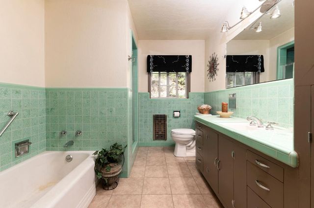 2397 Cedar Ln, Arnold, CA 95223