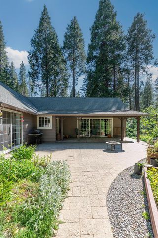 2397 Cedar Ln, Arnold, CA 95223
