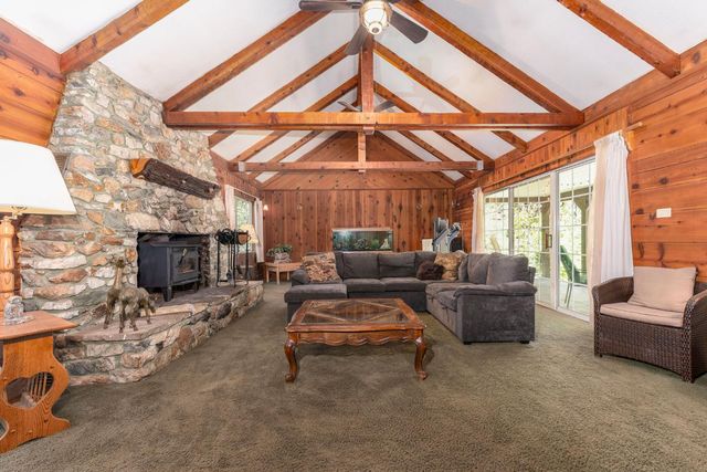 2397 Cedar Ln, Arnold, CA 95223