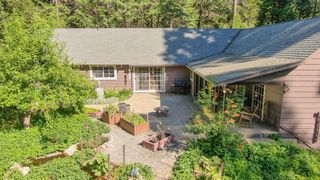 2397 Cedar Ln, Arnold, CA 95223