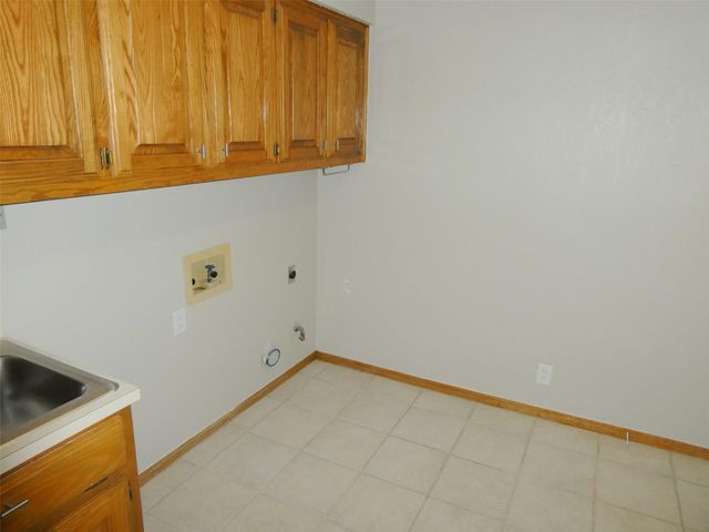 10225 PINEHURST DR, Austin, TX 78747