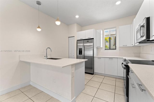 4546 NW 83rd Ave 4546, Doral, FL 33166