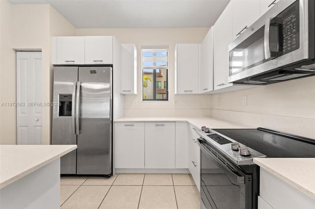 4546 NW 83rd Ave 4546, Doral, FL 33166