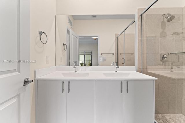 4546 NW 83rd Ave 4546, Doral, FL 33166