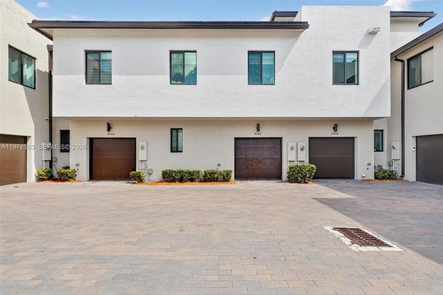 4546 NW 83rd Ave 4546, Doral, FL 33166