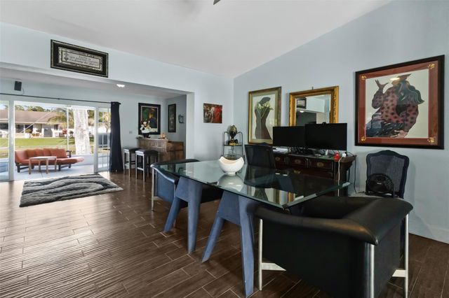 9231 N Cypress Circle, Miramar, FL 33025