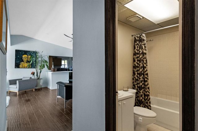 9231 N Cypress Circle, Miramar, FL 33025