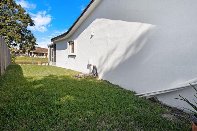9231 N Cypress Circle, Miramar, FL 33025