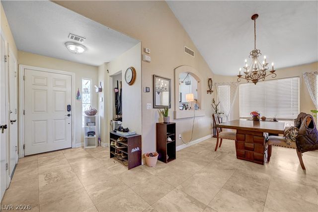 8752 Autumn Wreath Avenue, Las Vegas, NV 89129