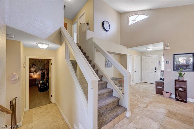 8752 Autumn Wreath Avenue, Las Vegas, NV 89129