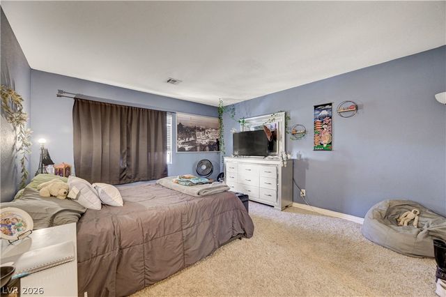 8752 Autumn Wreath Avenue, Las Vegas, NV 89129