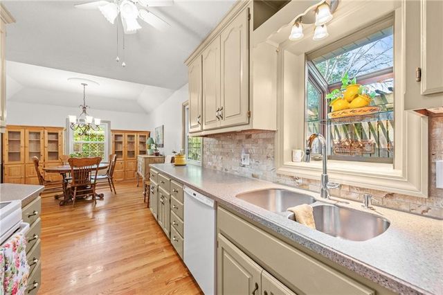 5118 Osage Avenue, Kansas City, MO 64133