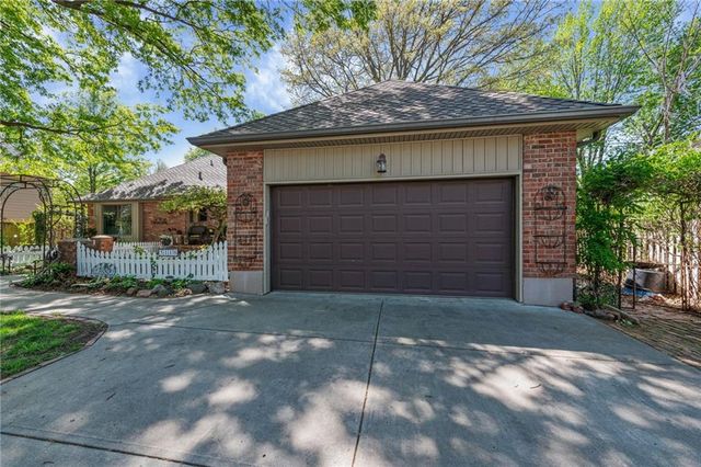 5118 Osage Avenue, Kansas City, MO 64133