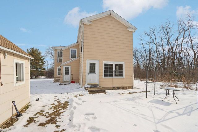 W365S8651 Highway 67, Eagle, WI 53119