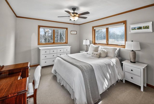 308 Prairie View DRIVE, North Prairie, WI 53153