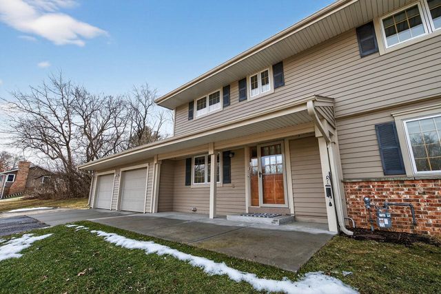 308 Prairie View DRIVE, North Prairie, WI 53153