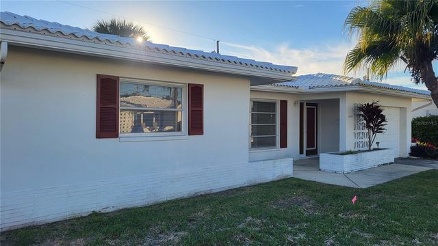 14140 88TH AVENUE, Seminole, FL 33776