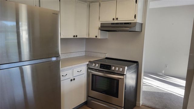 14140 88TH AVENUE, Seminole, FL 33776