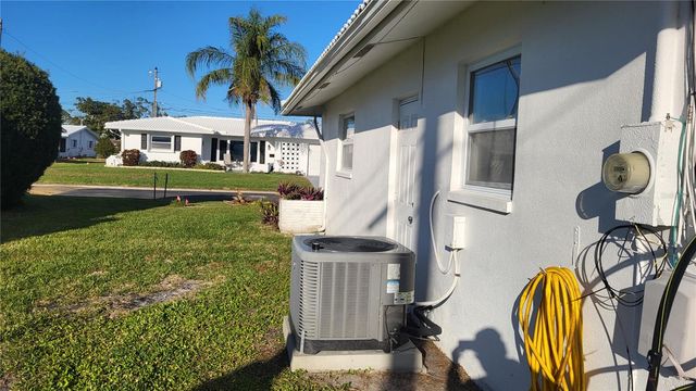 14140 88TH AVENUE, Seminole, FL 33776