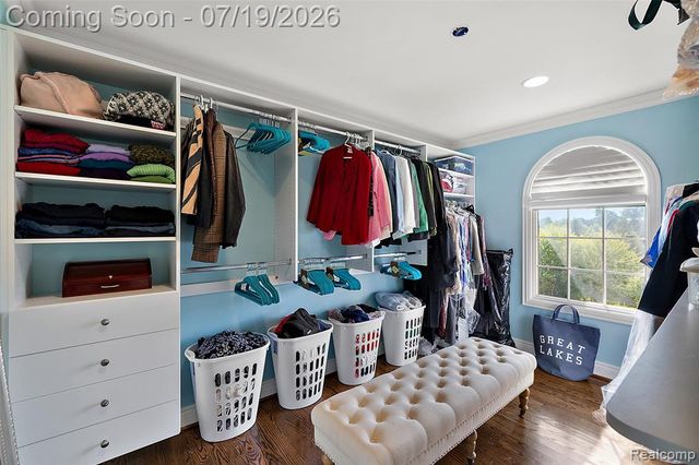 1370 Fieldway Drive, Bloomfield Hills, MI 48302