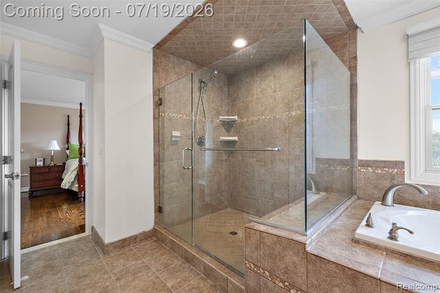 1370 Fieldway Drive, Bloomfield Hills, MI 48302