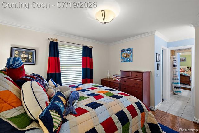 1370 Fieldway Drive, Bloomfield Hills, MI 48302