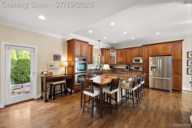 1370 Fieldway Drive, Bloomfield Hills, MI 48302