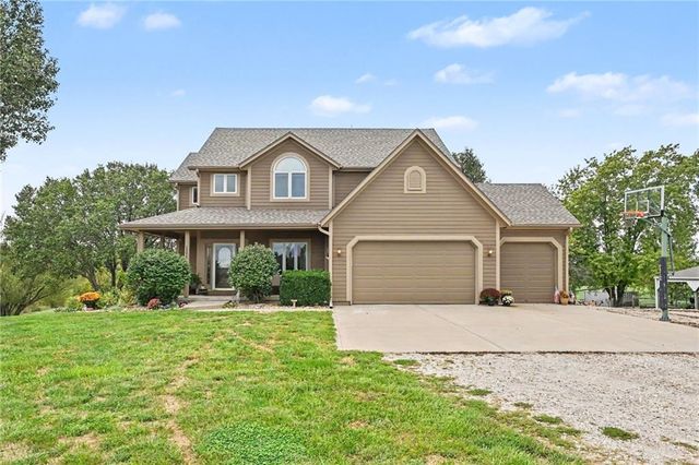 14275 142nd Street, Bonner Springs, KS 66012