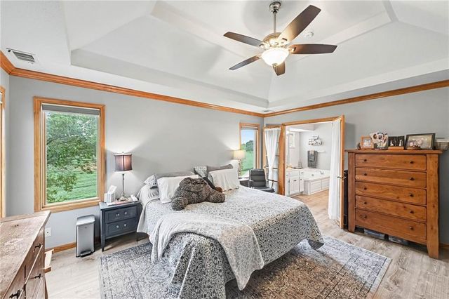 14275 142nd Street, Bonner Springs, KS 66012