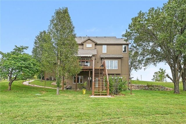 14275 142nd Street, Bonner Springs, KS 66012
