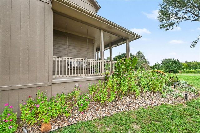14275 142nd Street, Bonner Springs, KS 66012