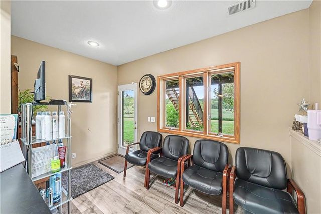 14275 142nd Street, Bonner Springs, KS 66012