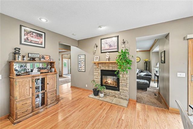 14275 142nd Street, Bonner Springs, KS 66012