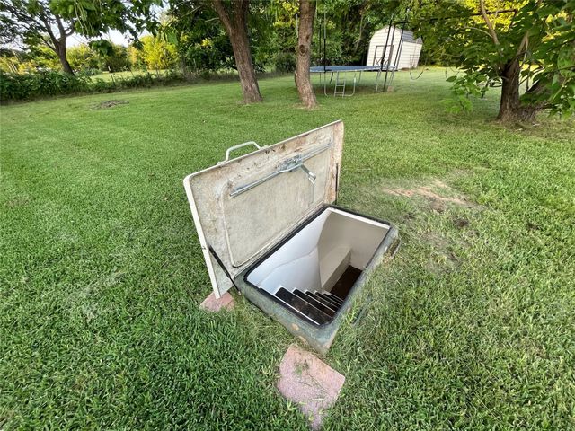 290 Vz County Road 3111, Edgewood, TX 75117
