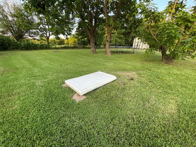 290 Vz County Road 3111, Edgewood, TX 75117